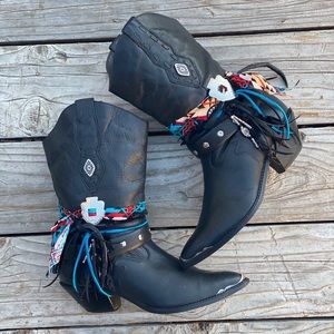 Size 10 Black Leather Vintage Western Cowgirl Boot